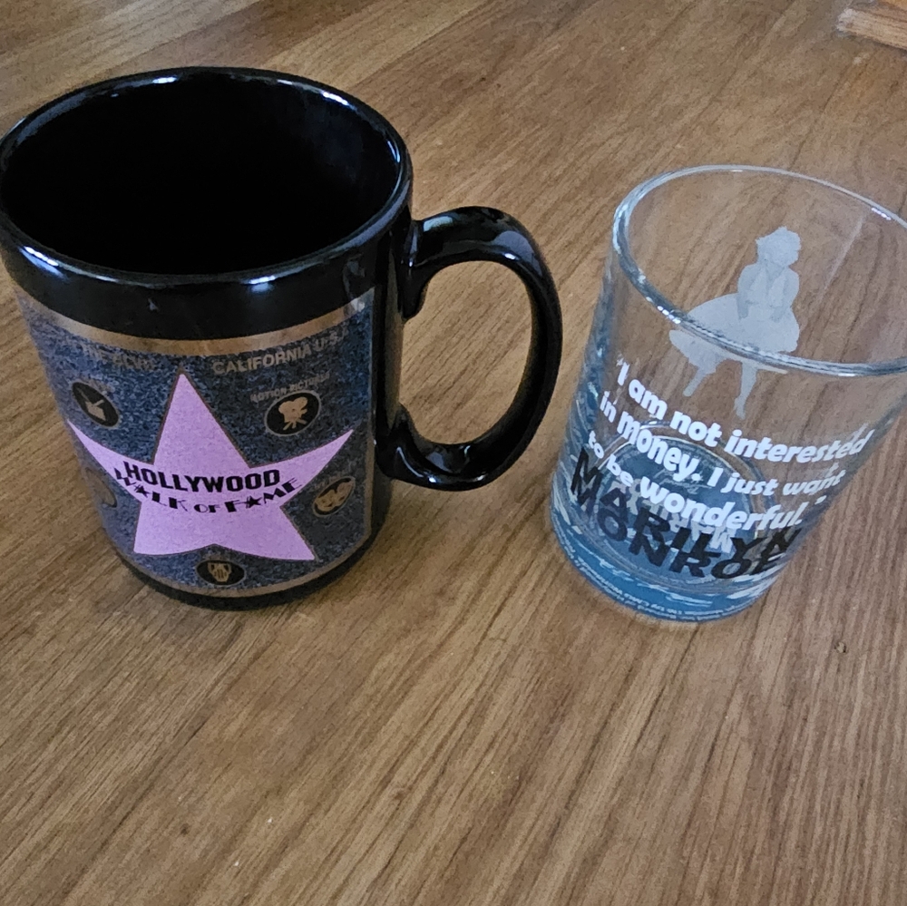 Hollywood California Walk of Fame Coffee Mug & Marilyn Monroe Glass Souvenirs - Picture 2 of 6